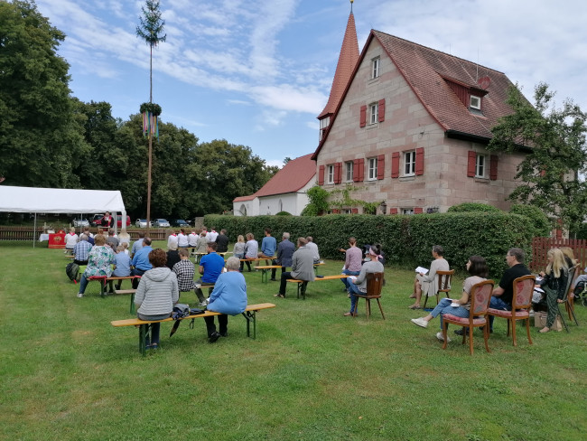 Die Festgemeinde